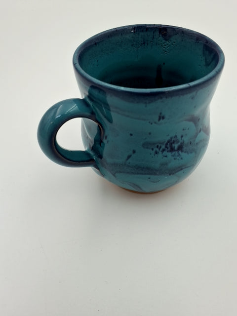 Åse Pihl krus i blå nuancer